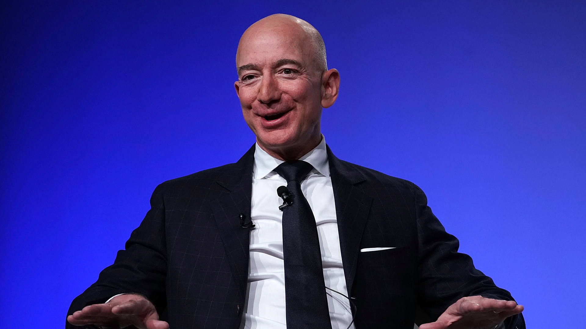 Jeff Bezos sells more Amazon shares, billionaire unloads over $4 billion worth in less than a week Jeff Bezos sells more Amazon shares, billionaire unloads over $4 billion worth in less than a week
