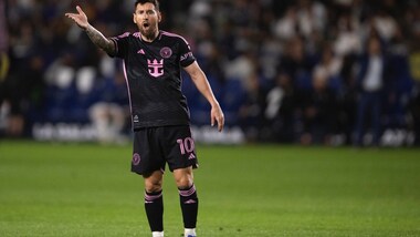 Watch: Lionel Messi scores late equaliser after one-two with Jordi Alba