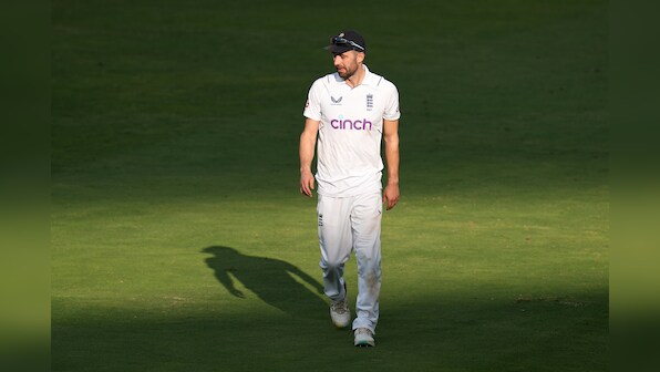 England bring Mark Wood back, retain two spinners for fifth India Test
