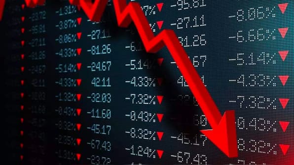 Market veteran who predicted dotcom bubble says another bubble, fuelled by AI, is on the way