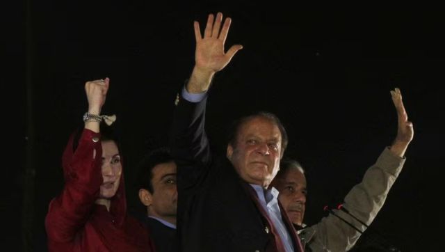 Nawaz Sharif says his govt would try to improve ties with neighbours Nawaz Sharif says his govt would try to improve ties with neighbours