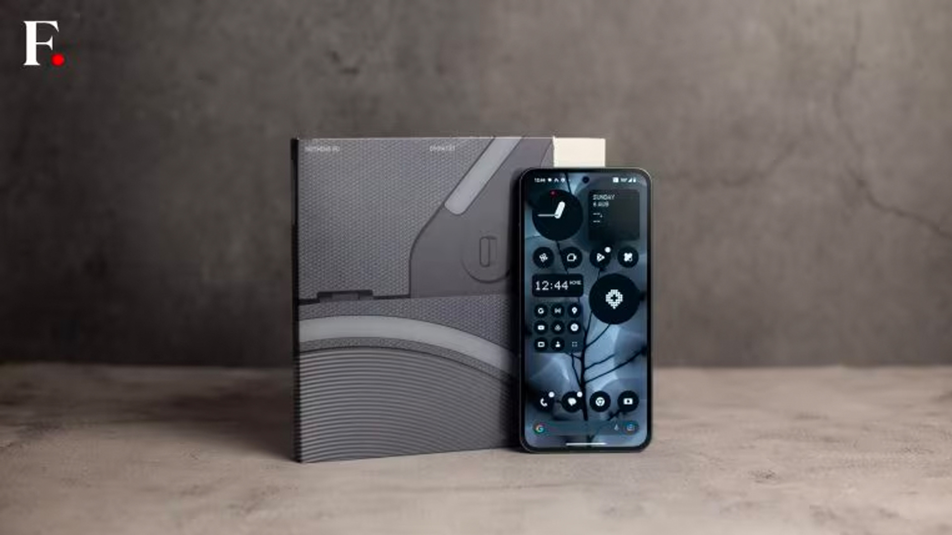 Best phones under Rs 40,000 (Feb 2024): OnePlus 12R, Nothing Phone (2) to Samsung Galaxy S22 5G Best phones under Rs 40,000 (Feb 2024): OnePlus 12R, Nothing Phone (2) to Samsung Galaxy S22 5G