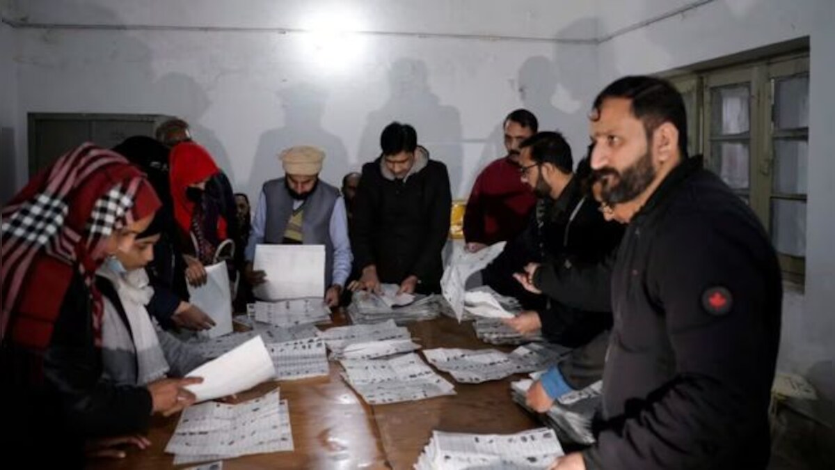 Pakistan Elections 2024 Early Results Show Nawaz Sharif Has The Edge