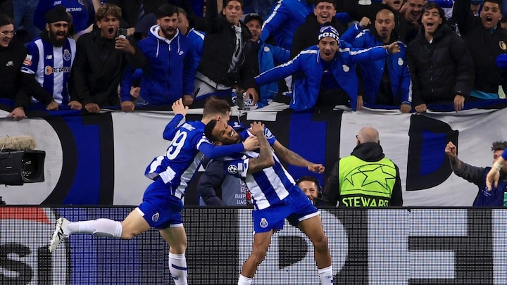 UEFA Champions League: Galeno stuns timid Arsenal with late Porto winner