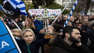 Despite resistance from influential Greek Church, parliament to vote on legalising same-sex marriage today