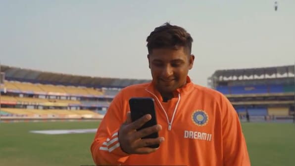 Watch: Sarfaraz Khan gets a surprise call from brother Musheer after India debut