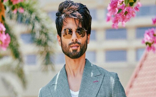 Shahid Kapoor's Latest 'Kabir Singh' Post Is Sure To Give You Goosebumps! -  Bollywood News - IndiaGlitz.com