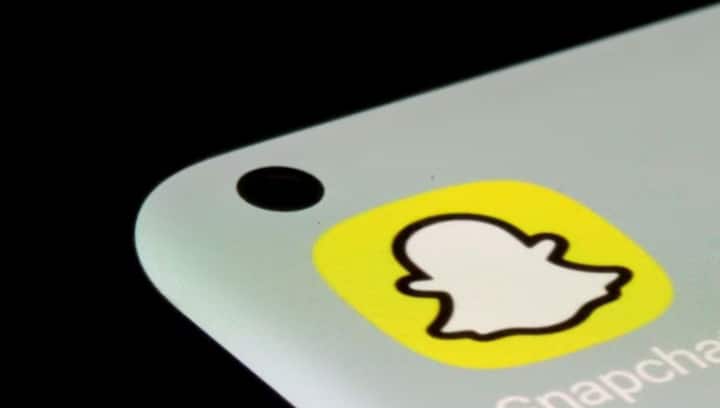 Snapchat owner set to lose $9 bln in market value after results disappoint