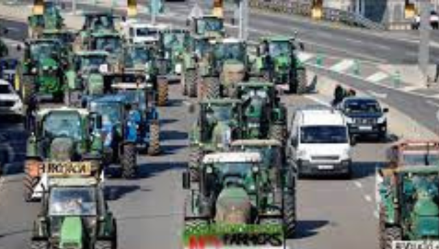 Spain: Tractors choke city streets as farmers protest EU policy Spain: Tractors choke city streets as farmers protest EU policy