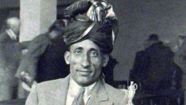 Sultan Khan posthumously becomes Pakistan's first chess grandmaster Sultan Khan posthumously becomes Pakistan's first chess grandmaster