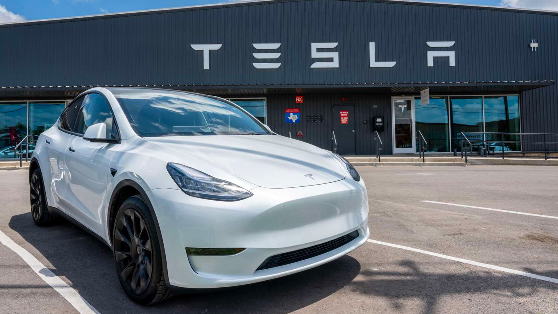 Tesla sold only one car in South Korea last month, issues with EVs made in China to blame Tesla sold only one car in South Korea last month, issues with EVs made in China to blame