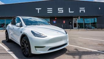 Tesla sold only one car in South Korea last month, issues with EVs made in China to blame