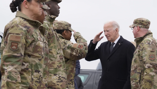 At least 18 killed after US retaliatory strikes hit 85 targets in Iraq & syria At least 18 killed after US retaliatory strikes hit 85 targets in Iraq & syria