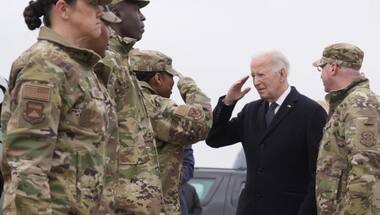 At least 18 killed after US retaliatory strikes hit 85 targets in Iraq & syria