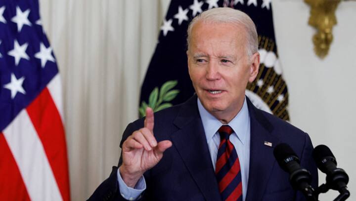 Biden urges Republicans to pass urgent Ukraine aid after Navalny's death