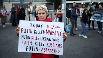 'Putin is a killer': Protests erupt across Europe over Navalny's death