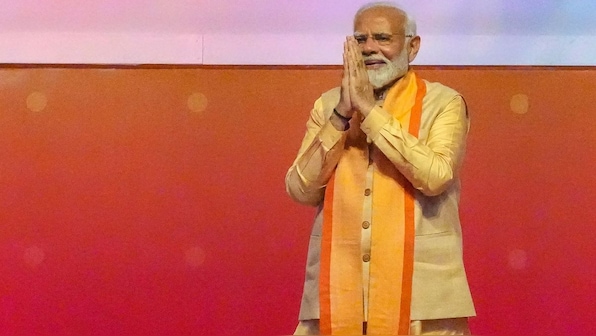 'Culture of red tape replaced with red carpet for investors in UP', says PM Modi