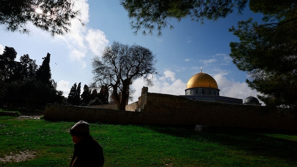 Israel will control access to Al-Aqsa mosque during Ramzan for 'security reasons'