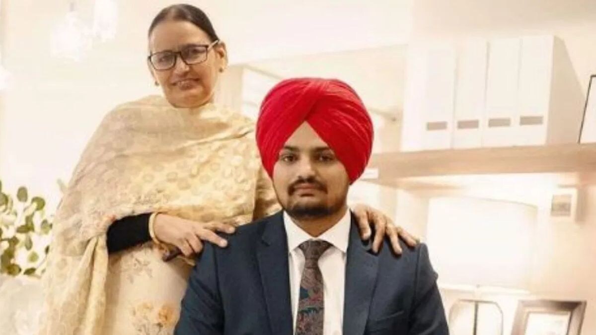 Late singer Sidhu Moosewala's mother pregnant, family expecting second child in March: Reports