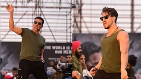 WATCH: Akshay Kumar and Tiger Shroff's fans throw slippers during 'Bade Miyan Chote Miyan' promotions in Lucknow, police resort to lathi charge