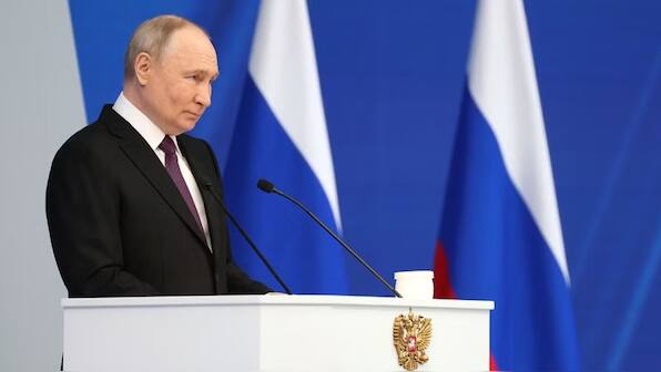Putin says Russia's economy will be among the world's 4th largest in purchasing power terms