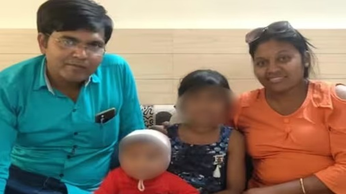 Jagdish Baldevbhai Patel, 39, his wife Vaishaliben Jagdishkumar Patel, 37, and their children Vihangi, 11, and three-year-old Dharmik Jagdishkumar, were frozen to death near Emerson, Manitoba, on 19 January 2022. Image Courtesy: @VaishaliPatel/Facebook Jagdish Baldevbhai Patel, 39, his wife Vaishaliben Jagdishkumar Patel, 37, and their children Vihangi, 11, and three-year-old Dharmik Jagdishkumar, were frozen to death near Emerson, Manitoba, on 19 January 2022. Image Courtesy: @VaishaliPatel/Facebook