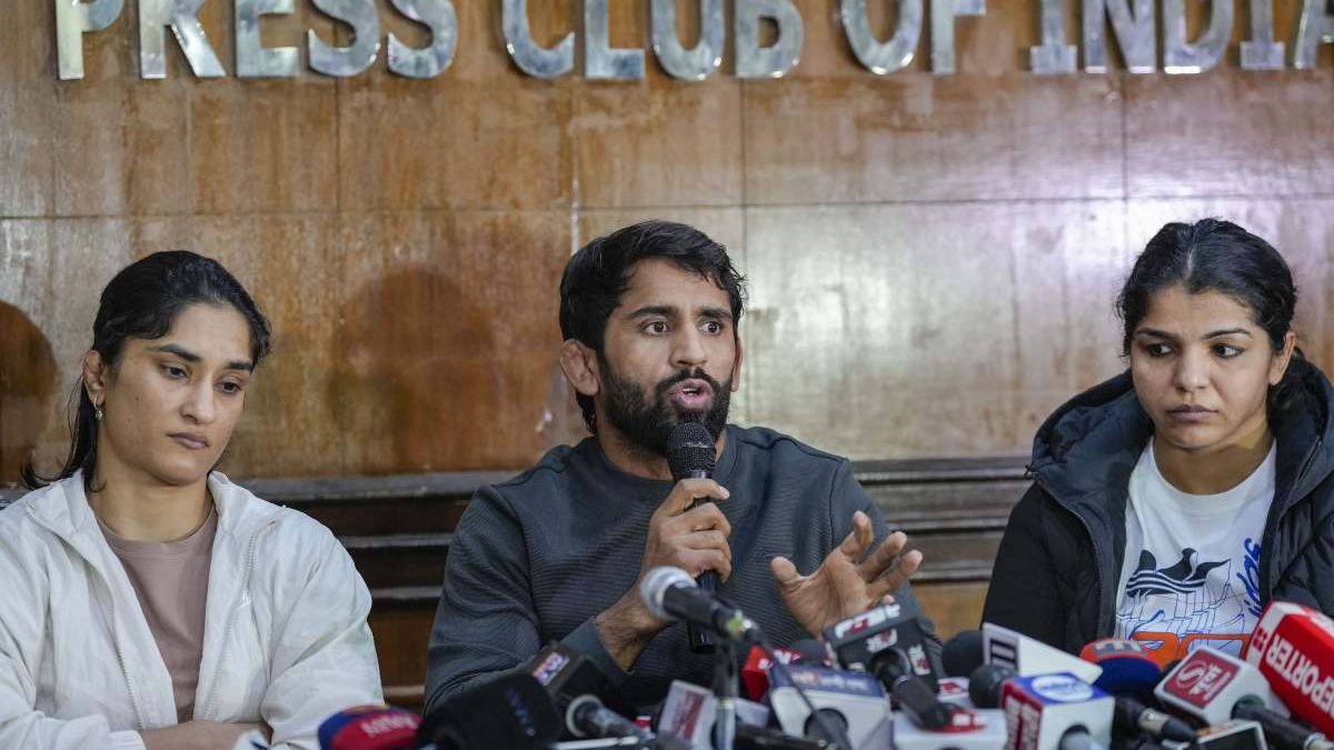 Bajrang, Vinesh and Sakshi invited for 2024 Paris Olympic Qualifiers trials by WFI Bajrang, Vinesh and Sakshi invited for 2024 Paris Olympic Qualifiers trials by WFI