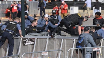 How fans took on a gunman at Kansas City Chiefs Super Bowl parade in the US