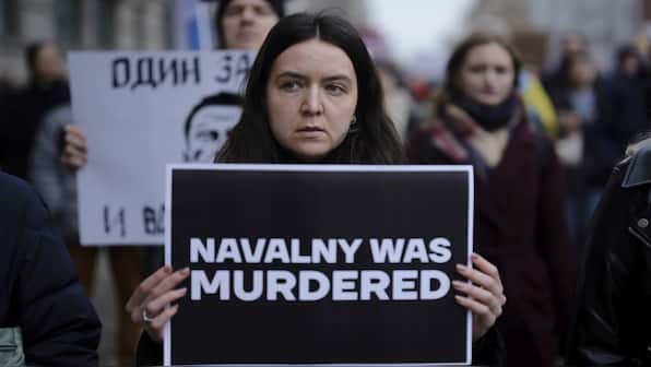 Where is Alexei Navalny’s body? 3 days after death, the mystery continues