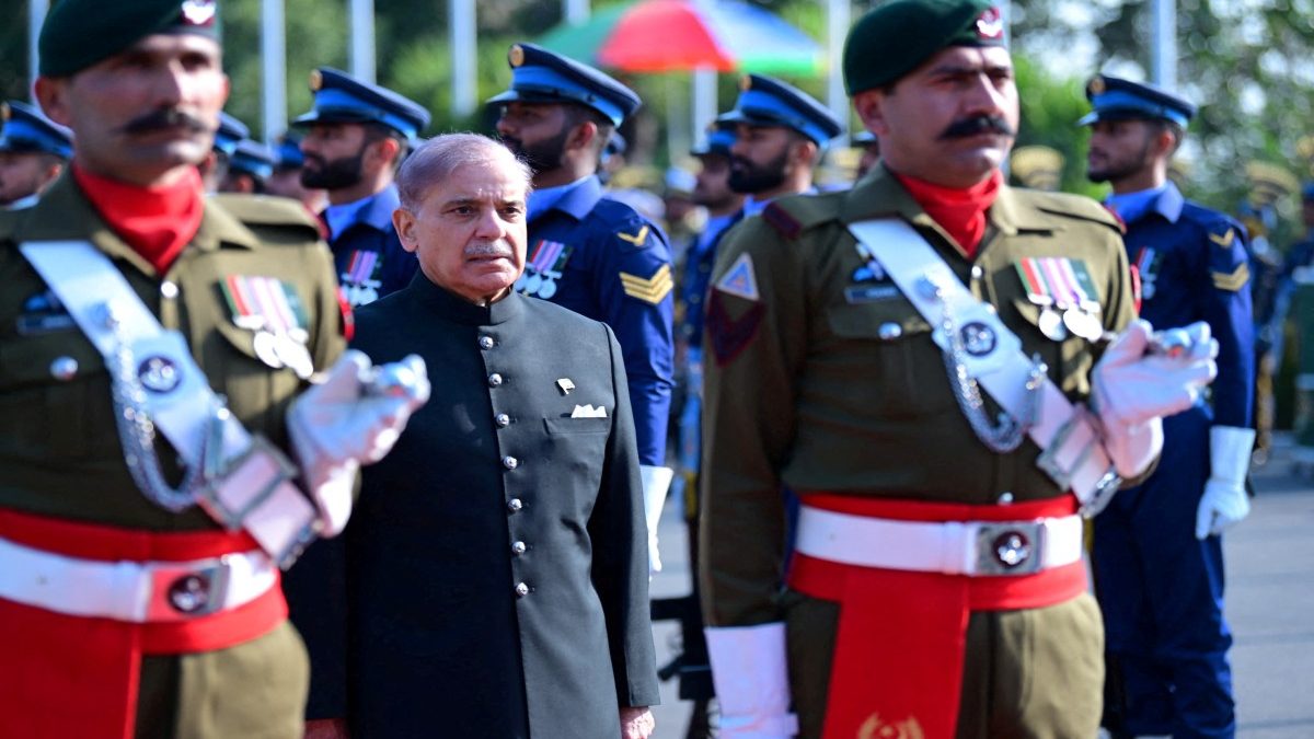 Pakistan set for 24th bail-out since 1958, IMF board meets to approve $7bn loan Pakistan set for 24th bail-out since 1958, IMF board meets to approve $7bn loan