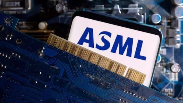 ASML wants to move out of the Netherlands to France. But why is China so eager?