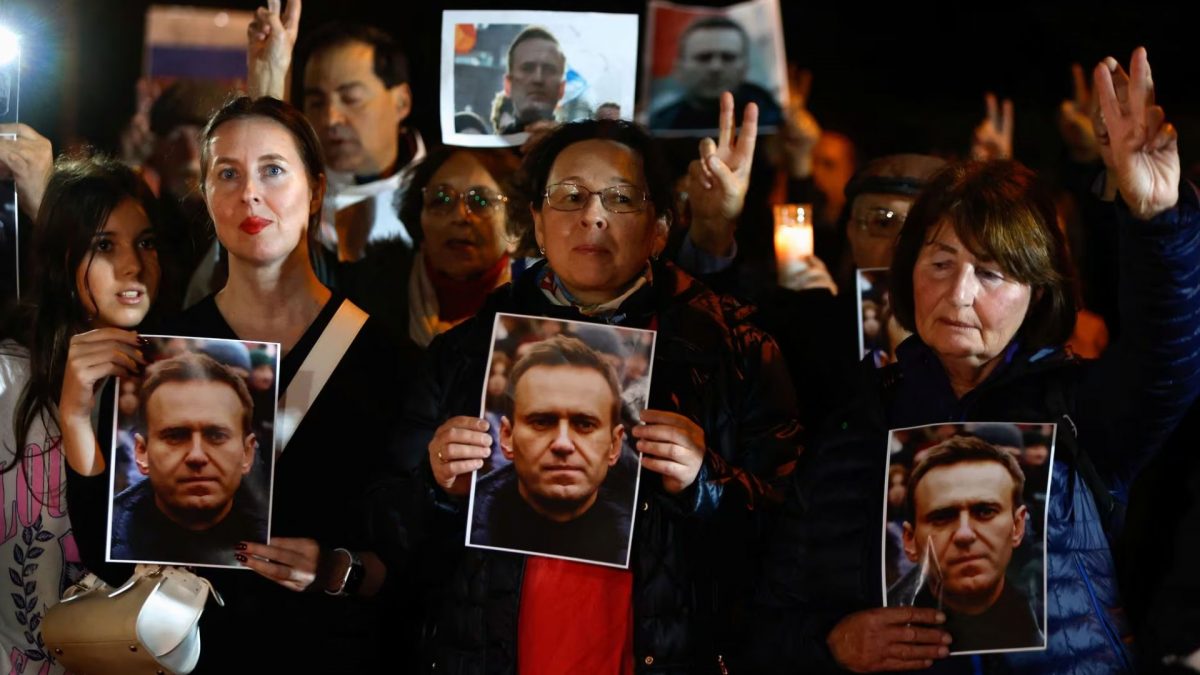 Alexei Navalny's funeral: Family struggles to find hearse agree to take his body Alexei Navalny's funeral: Family struggles to find hearse agree to take his body