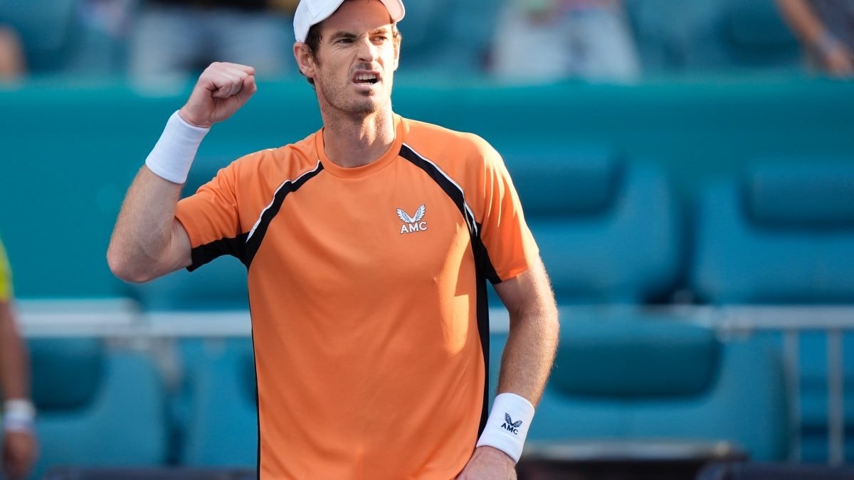 Miami Open: Andy Murray beats dizzy Matteo Berrettini; Sloane Stephens, Naomi Osaka advance