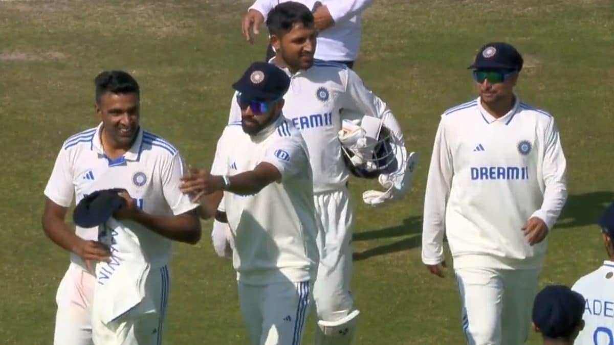 Watch: Kuldeep Yadav pays heartwarming tribute to R Ashwin who returns the favour