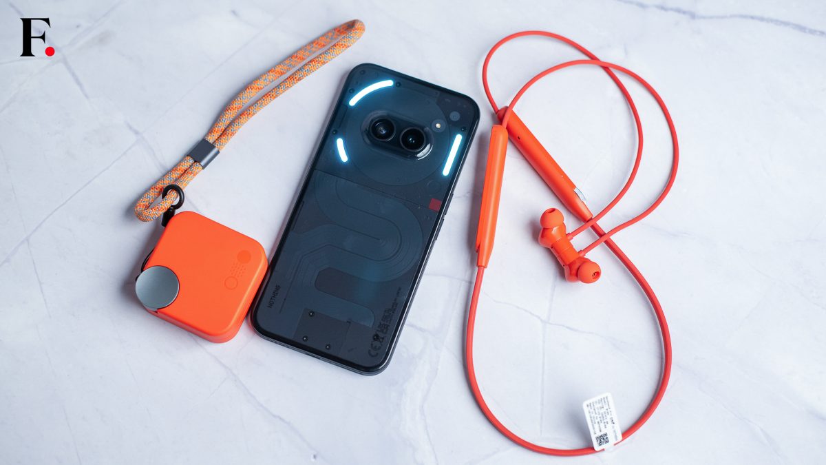 CMF Buds and CMF Neckband Pro review: Great performance + great design = great VFM CMF Buds and CMF Neckband Pro review: Great performance + great design = great VFM