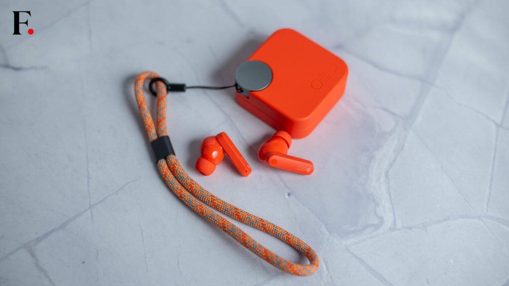 CMF Buds and CMF Neckband Pro Review 9-2024-03-9537cc9e109e9adab247830bec0a557e