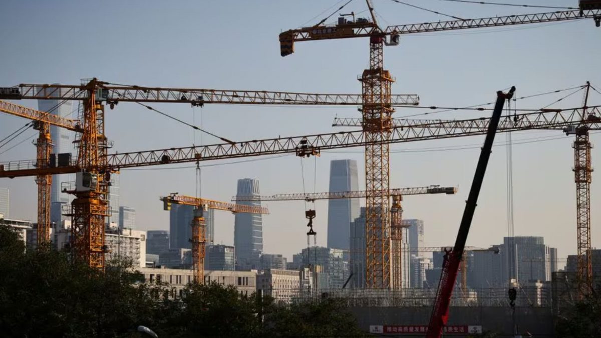 Sluggish economy takes China further away from high-income status Sluggish economy takes China further away from high-income status