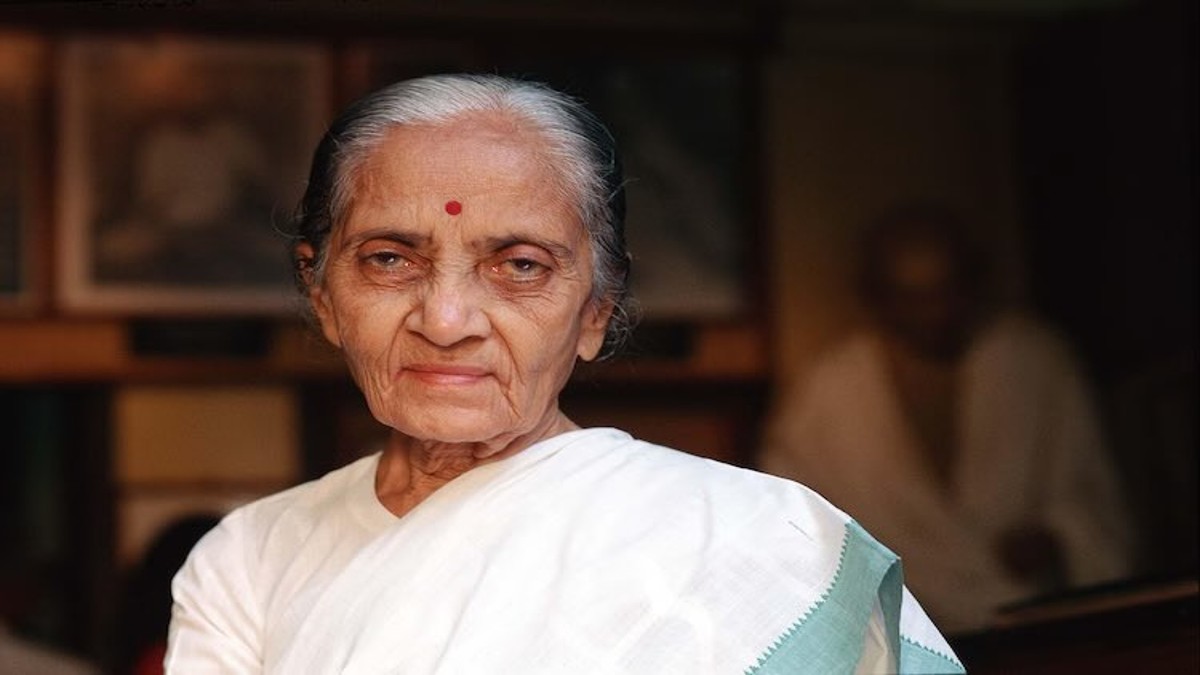 In 1998, Usha Mehta was awarded India’s highest civilian honours, the Padma Vibhushan. Image Courtesy: @Mjcartels/X In 1998, Usha Mehta was awarded India’s highest civilian honours, the Padma Vibhushan. Image Courtesy: @Mjcartels/X