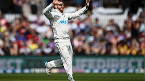 Watch: Glenn Phillips takes one-handed stunner against Australia