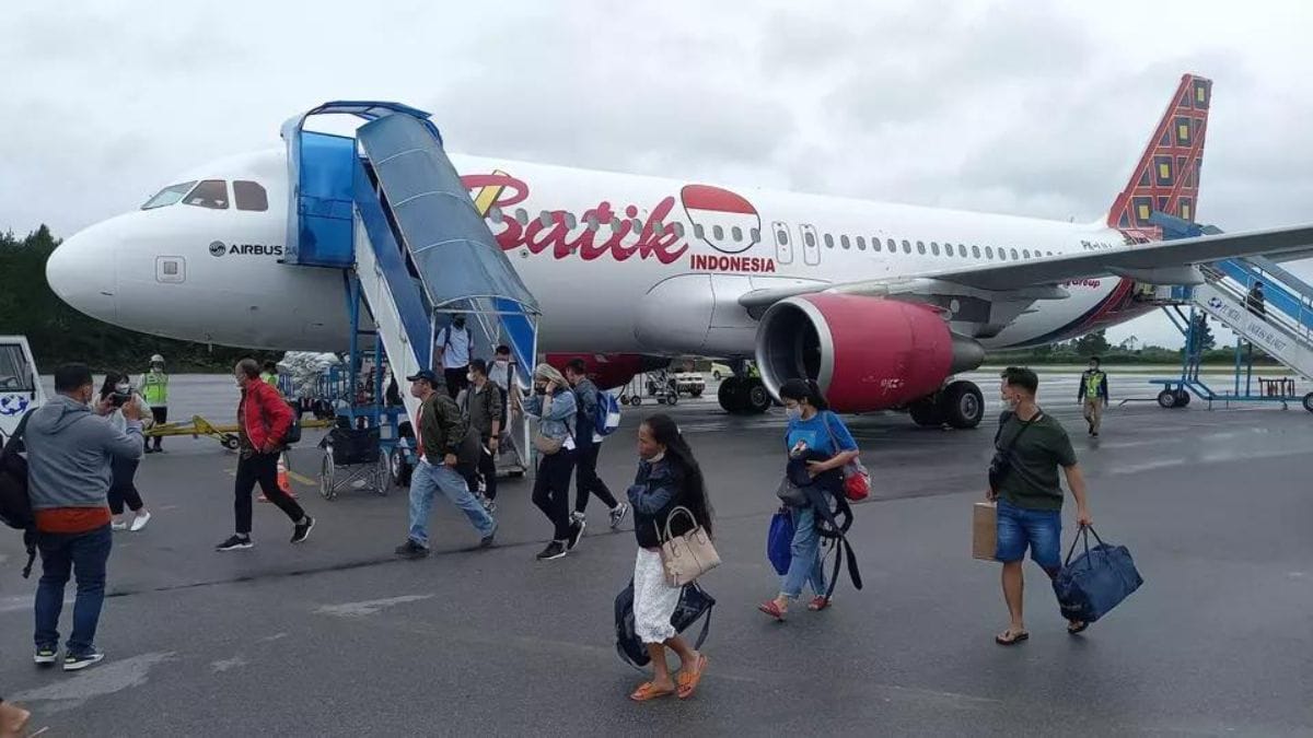 Pilot Indonesia tidur 30 menit selama penerbangan, kata studi – Firstpost