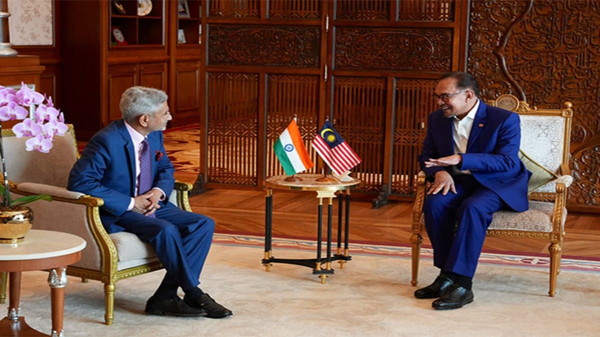 EAM S Jaishankar会见马来西亚总理安瓦尔·易卜拉欣，赞赏他对印马关系的愿景