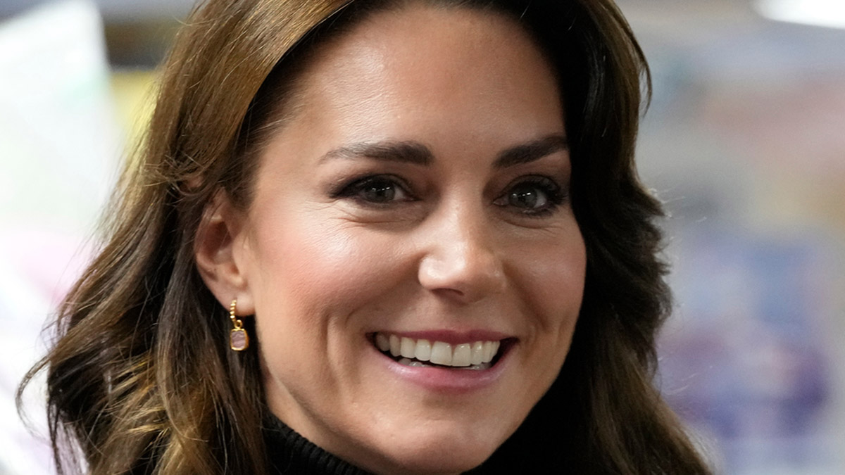 What that flubbed photo reveals about the royals – Firstpost