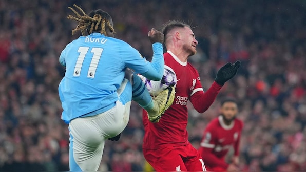 Liverpool and Manchester City play out a pulsating draw, Tottenham rout  Aston Villa – Firstpost