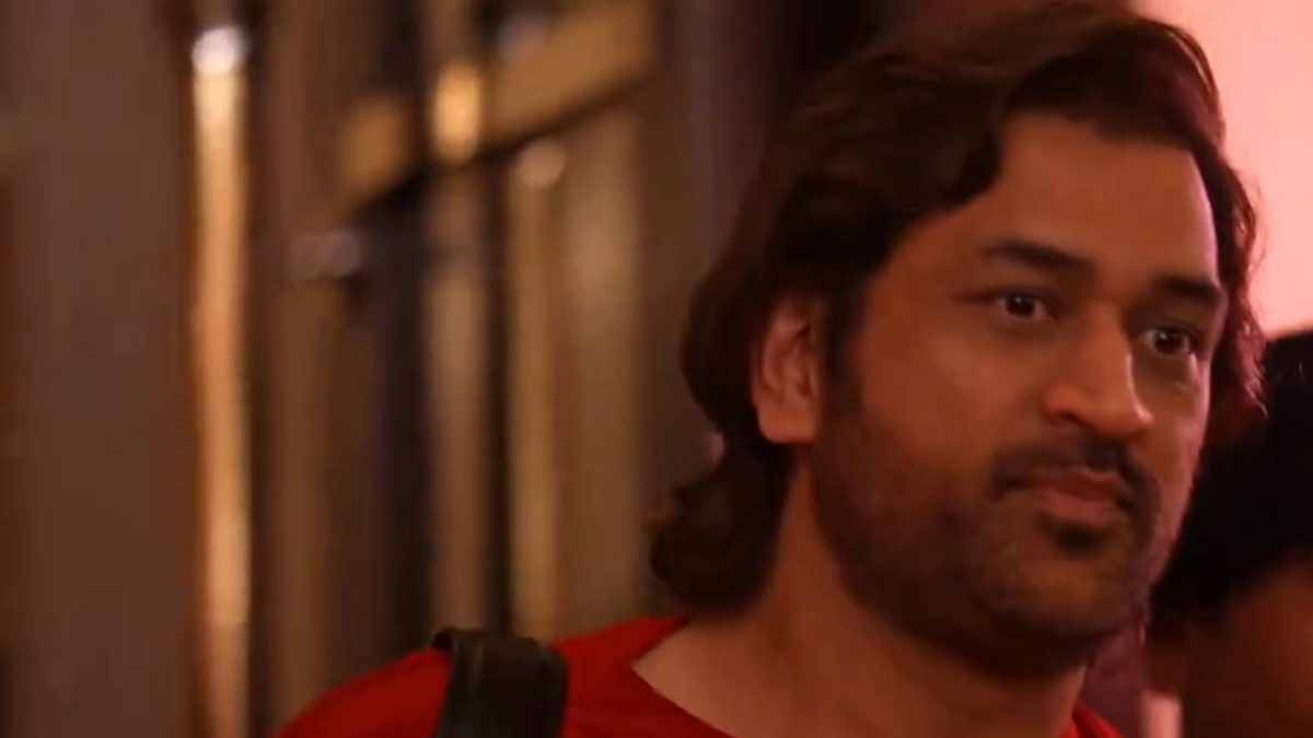 Watch: MS Dhoni's CSK arrival gets Vijay-starrer Leo effect Watch: MS Dhoni's CSK arrival gets Vijay-starrer Leo effect