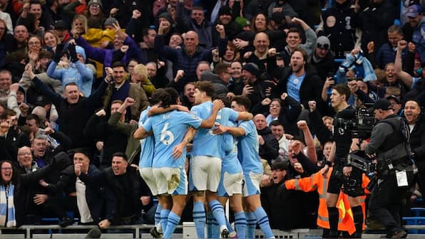 Premier League talking points: Only one team in Manchester, pressure mounts on Chelsea