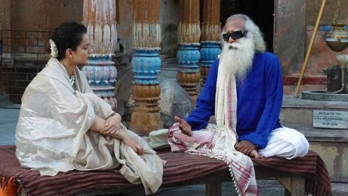 Kangana Ranaut 'breaks down' after Sadhguru undergoes brain surgery, says, 'I felt God has collapsed' Kangana Ranaut 'breaks down' after Sadhguru undergoes brain surgery, says, 'I felt God has collapsed'