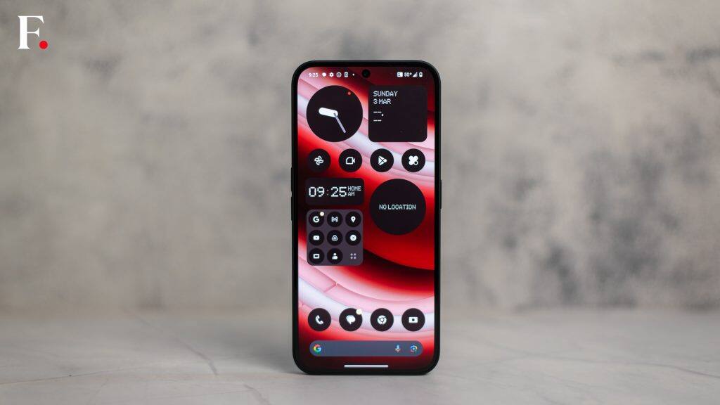 Nothing Phone 2a Review Front 1-2024-03-19fb8afa685f605d6bb1f8259cf5e1ed