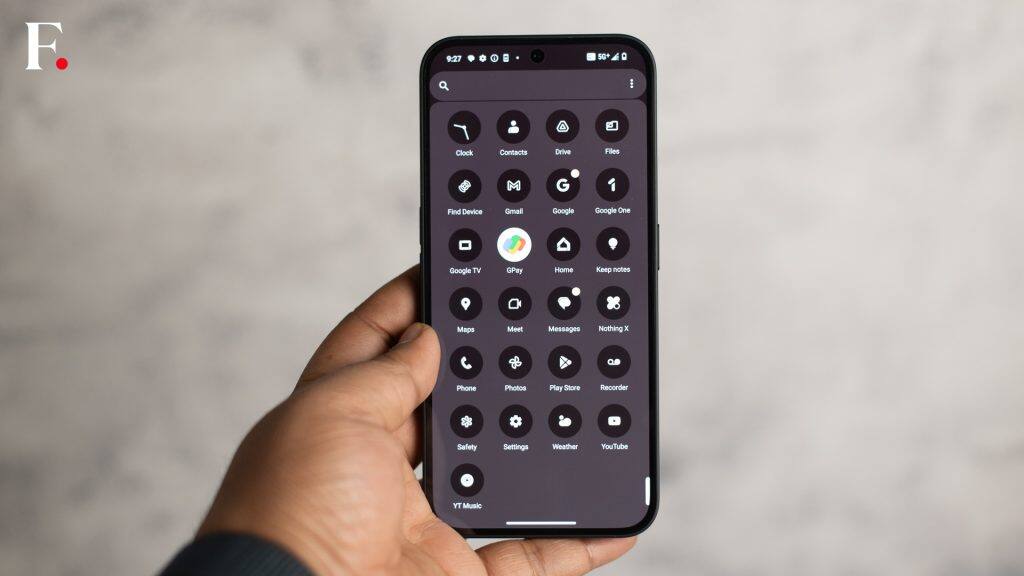 Nothing Phone 2a Review UI-2024-03-6cac14aaa692a0f4d402d04cf2e3987a