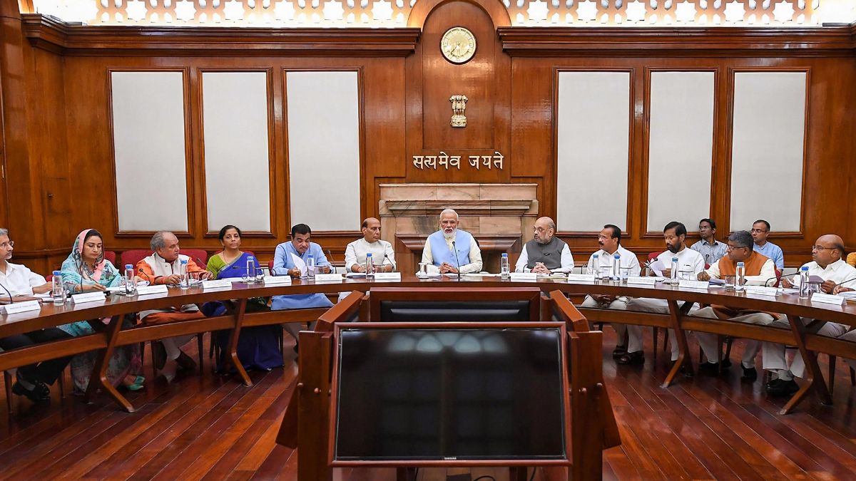 PM Modi chairs council of ministers meet, deliberates on 'Viksit Bharat 2047' vision PM Modi chairs council of ministers meet, deliberates on 'Viksit Bharat 2047' vision