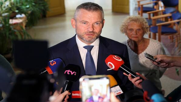 Slovakia split over Ukraine in presidential vote